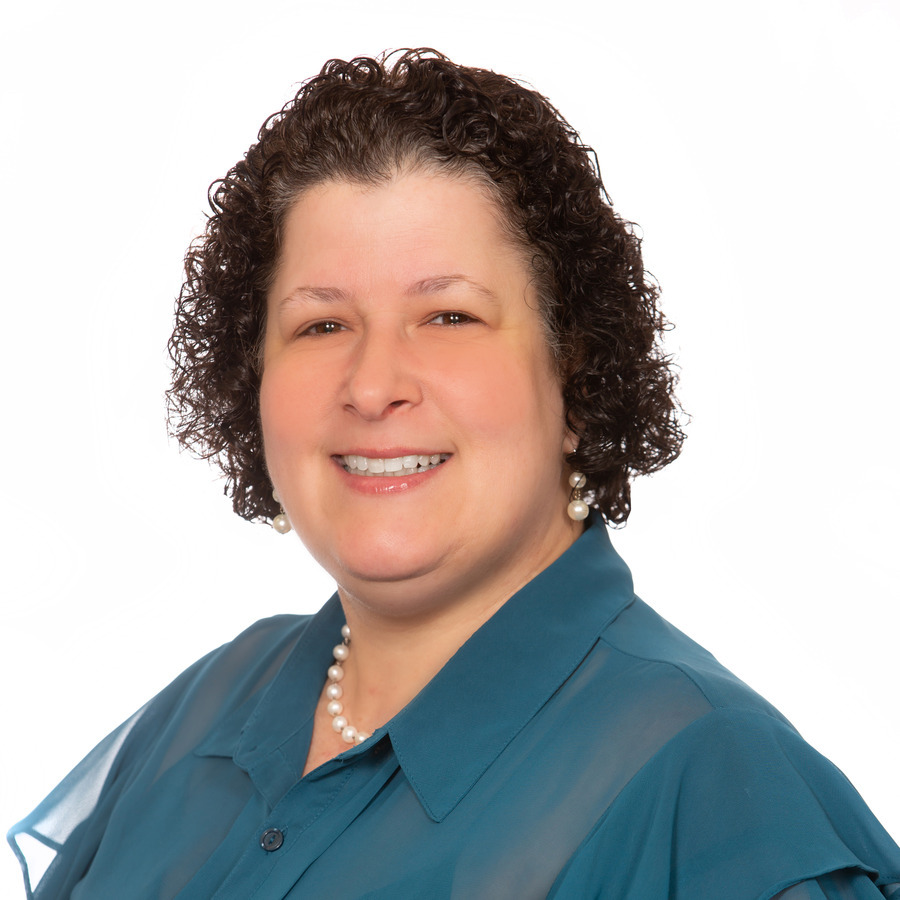 Karen Hattier Agent Photo